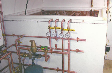 solar heat storage tank showing liner